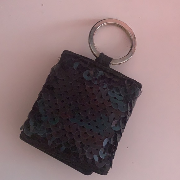 Micheal Kors Key chain - Picture 2 of 3